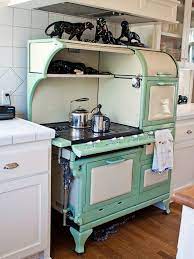If they're still functional, you. Green Style The Prettiest Wedgewood Stove Apartment Therapy Re Nest Fogoes Vintage Fogao Antigo Interiores