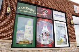 Pin By Corissa Gracan On Retail Store Experiences Signage Window Graphics Store Window Display Shop Window Design
