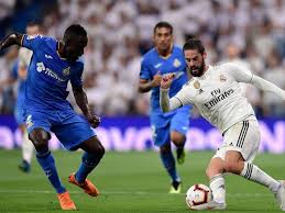 Real madrid moved up to second in la liga as they closed the gap to leaders atletico madrid with a comfortable win over getafe. Real Madrid 2 0 Getafe Report Ratings Reaction As Los Blancos Start La Liga With Easy Victory 90min