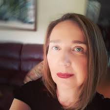 In His Arms: Tcholakov, Isabelle, Bologni, Ila Taylor: 9798985922301:  Amazon.com: Books