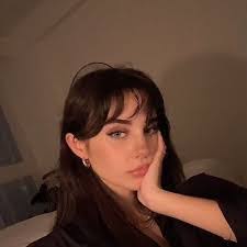 Ciara Kay's Instagram, Twitter & Facebook