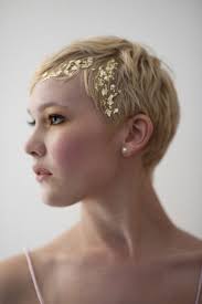 If you're looking for a new short hairstyle or would like to cut your long hair, have a look at these classy short hairstyles that will offer you inspiration in finding your perfect short hairdo. 12 Short Haircuts That Will Help You Stay Cool In Hot Weather The Singapore Women S Weekly