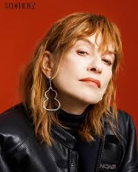 The classic Wulu earring awakens the rich characters within  @isabelle.huppert in a bold expression of identity and self.⁣ ⁣ EXECUTIVE  PRODUCER: ZHANG JING⁣ DIRECTOR