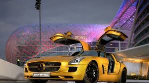Gold Mercedes Benz Sls For Dubai Motor Show Photo Gallery Mercedes Benz Sls Mercedes Benz Sls Amg Mercedes Car