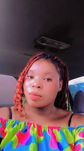 First of All, nshakwata ka t shirt aka ma line line then Two, ndafwala  AKasote then fili Let's Learn to respect each other guys😂