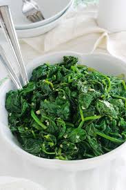 Epinards Frais Sautes A L Ail Recette Rapide Recette Recette Epinards Frais Comment Cuire Des Epinards Epinard Frais