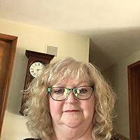 Crochet Baby Blankets: 13 Easy to Intermediate Designs by Kristi Simpson