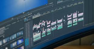 This free video editor is perfect for youtubers for many reasons: Free Trial Video Editors Learn Video Editing Risk Free