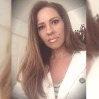 Deanna Casey Freeman (dcaseyfreeman)