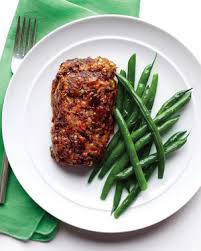 How long to cook 1 lb meatloaf at 400 … cover the top of the mixture with an oiled piece of greaseproof paper. Classic Meatloaf Recipe Martha Stewart