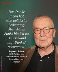 💥Lange wurde über Migräne nicht gesprochen. Betroffene haben ihre  Schmerzen heruntergeschluckt und Medikamente eingenommen. 💊 Doch damit ist  nun Schluss: Junge Menschen bringen das Thema auf die große Bühne. ⛪So zum  Beispiel