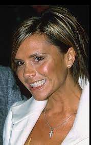 Born 17 april 1974) is an english singer, fashion designer and television personality. Die Prinzessin Lacht Nicht Warum Victoria Beckham Nicht Lachelt Uberalles