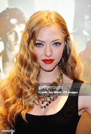 833 Amanda Hood Stock Photos, High-Res Pictures, and Images