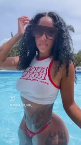 London - Porn Videos & Photos - EroMe