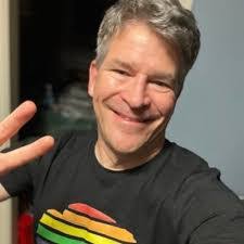 Noel Hatcher's Instagram, Twitter & Facebook