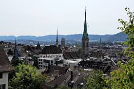 Der bahnbau war anfangs der achtzigerjahre ein kleines ereignis. Flugenteintown Gruezi In Zuri Ein Wochenende In Zurich Flugentenblog