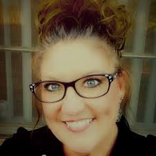 Ariana Whitlow Email & Phone Number