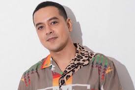 Pinoy celebrities nakipag-prayer meeting kay Pacman