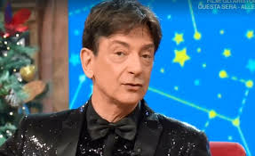 Ogni giorno viene pubblicato l'oroscopo. Oroscopo 2021 L Anticipazione Di Paolo Fox Sara Un Anno Complesso Perizona Magazine