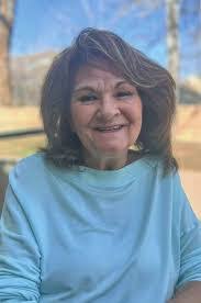 Darlene Morales's Instagram, Twitter & Facebook