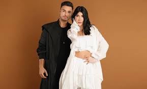 Carpe diem is the fourteenth studio album by turkish singer hande yener.the first part, carpe diem part i, which contains 10 songs in total, was released on 2 october 2020 by poll production. Hande Yener And Faydee With An International Project Balkanika