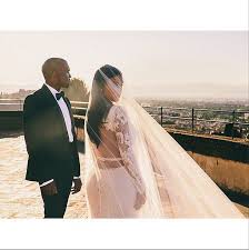 Cheers To 5 Years Look Back On Kim Kardashian And Kanye West S Lavish Italian Wedding Photos Kimye Wedding Kardashian Wedding Kim Kardashian Wedding