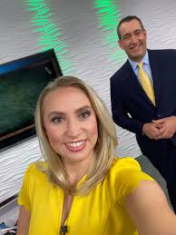 Hey friends!! Please give a warm welcome to my new co-anchor Matt Alvarez!!  Studio 814 will introduce him in a bit, but he'll join me at 5p, 6p, and  11p tomorrow!!