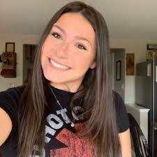 Casey Strunk's Instagram, Twitter & Facebook