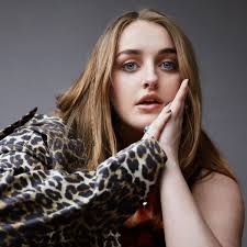 Olivia Dean at the Eventim Apollo review: soulful…