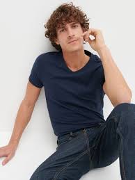 Zachwyca klasą i elegancją, a jej serdeczna muzyka trafia do szerokiego grona odbiorców. Kobieta I Styl Maz Teresy Werner