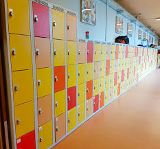 Unsere Hochwertigen Schliessfachschranke Sind In Vielen Ausfuhrungen Verfugbar Hoch Oder Niedrig Schmal Oder Breit Einfarb Schliessfacher Schrank Wolle Kaufen