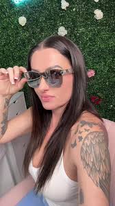 @Blenders #tiktokshopcreatorpicks #lovelanguage #seasonalgems #sunglasses  #shades #blenderseyewear #eyewearfashion #eyewear