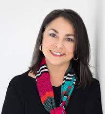 En Contacto 2023 1st Edition by Hispanic Chamber of Commerce Metro St.  Louis