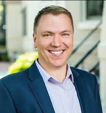 Real Estate Agents in 22046