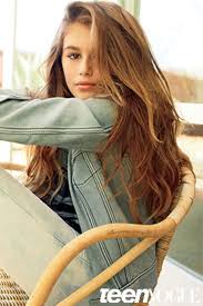 Brown hair pretty girls 13 years old. Cindy Crawford S 13 Year Old Daughter Kaia Makes Her Modelling Debut In Teen Vogue Mirror Online