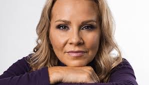 Cammie Fox's Instagram, Twitter & Facebook