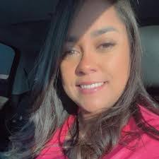 Becky Kite's Instagram, Twitter & Facebook