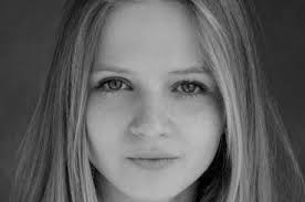 From 2007 to 2012, she was married to musician peter paul loughran, with whom she has a son named wylie. Nell Williams Cast As Young Cersei Lannister On Game Of Thrones Upi Com