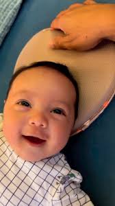 ASTRO, THE CHARMING BABY! 😉 TV host Drew Arellano posted an adorable video  of his son Astro winking at the camera