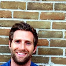 Most people don't know LA Rams head coach Sean McVay's parents are Joel  McHale and Ryan Seacrest.