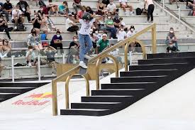 Rayssa leal, ou jhulia rayssa mendes leal (imperatriz, 04 de janeiro de 2008) é uma skatista brasileira. Crossracing