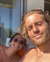 No filters. No captions. Only real pictures/videos for 2021 (15/50)