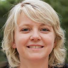 Do It Now: How To Overcome Procrastination, Laziness, Improve Productivity  and Get Things Done: Combs Ph.D, Doris: 9798826264577: Amazon.com: Books