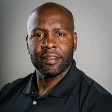 Jamil Holmes's Instagram, Twitter & Facebook