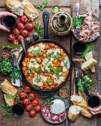 11 9 Mil Curtidas 153 Comentarios Dennis The Prescott Dennistheprescott No Instagram Cheesy Baked Gnocchi Rain Recipes Food Inspiration Healthy Cooking
