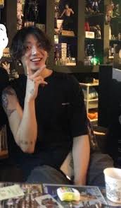 Bts maknae jungkook was first seen with tattoos on his right hand on september 19, 2019, at the airport after coming back from vacation. Did Bts Jungkook Tattoo His Hand What Does It Say And Mean Quora