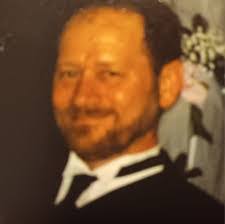 Eva Mize's Instagram, Twitter & Facebook