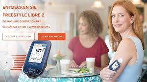 Eine unterzuckerung kann sehr gefährlich werden und muss umgehend mit einnahme von schnellen kohlehydraten auf normalwert gebracht werden. Blutzucker Messen Ohne Stechen Diese Moglichkeiten Gibt Es Focus De