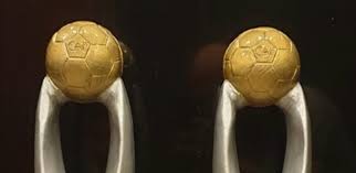دوري أبطال أفريقيا 2018 (المعروف أيضاً باسم دوري توتال لأبطال أفريقيا 2018 ) هي النسخة 54 من بطولة أفريقيا لكرة القدم للأندية التي تنظم من قبل الاتحاد الأفريقي لكرة القدم (caf)، والنسخة 22 بشكلها الحالي دوري أبطال أفريقيا. Ø£Ù„ÙˆØ§Ù† Ø§Ù„ÙˆØ·Ù† Ø£Ø­Ù…Ø¯ ÙŠØ¨Ø¯Ø¹ ÙƒØ£Ø³ Ø£Ø¨Ø·Ø§Ù„ Ø£ÙØ±ÙŠÙ‚ÙŠØ§ Ø¨Ù€200 Ø¬Ù†ÙŠÙ‡ ÙˆÙ…Ø¹Ø§Ù‡ Ø¯Ø±Ø¹ Ø§Ù„Ø¯ÙˆØ±ÙŠ Ù‡Ø¯ÙŠØ©