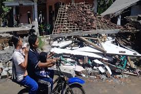 Tidak berpotensi tsunami tapi bikin warga panik. Bmkg Ungkap Penyebab Gempa 6 1 Magnitudo Dan Rusaknya Bangunan Di Malang